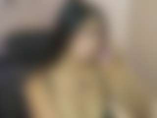 Gia Watsonn's Live Sex Cam Show