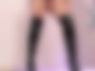 Gia Watsonn's Live Sex Cam Show