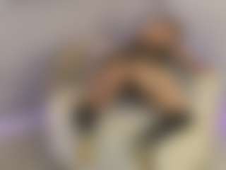 Gia Watsonn's Live Sex Cam Show