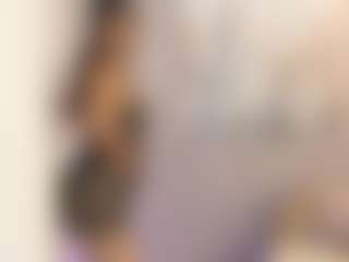 Gia Watsonn's Live Sex Cam Show