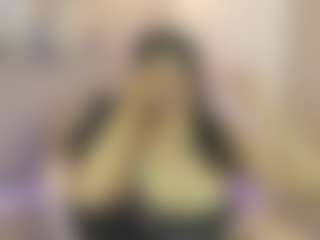 Live cam show with Gia Watsonn - Big Tits MILF on Camsoda