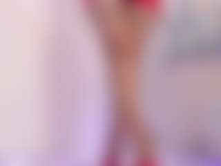 Gia Watsonn's Live Sex Cam Show
