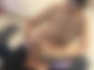 Gia Watsonn's Live Sex Cam Show