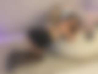 Gia Watsonn's Live Sex Cam Show