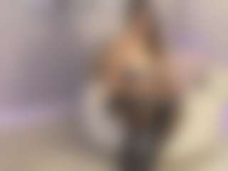 Live cam show with Gia Watsonn - Latina MILF on madthumbs | colombia