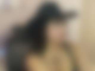 Gia Watsonn's Live Sex Cam Show