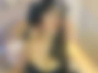 Gia Watsonn's Live Sex Cam Show