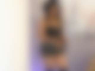 Gia Watsonn's Live Sex Cam Show