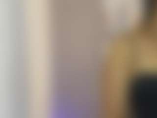 Gia Watsonn's Live Sex Cam Show