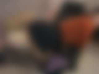 Gia Watsonn MILF webcam performer live streaming