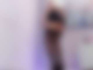 Gia Watsonn's Live Sex Cam Show