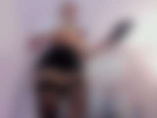 Gia Watsonn's Live Sex Cam Show