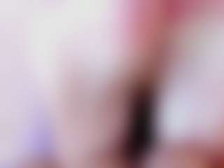 Gia Watsonn's Live Sex Cam Show
