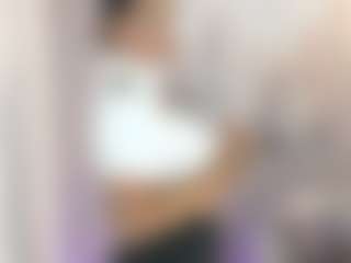 Gia Watsonn's Live Sex Cam Show