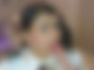 Gia Watsonn's Live Sex Cam Show