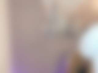 Gia Watsonn's Live Sex Cam Show