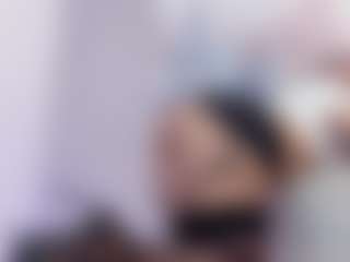 Gia Watsonn's Live Sex Cam Show