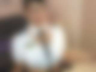 Gia Watsonn's Live Sex Cam Show
