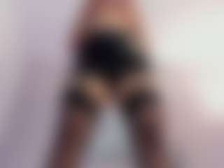 Gia Watsonn's Live Sex Cam Show