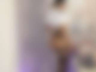 Gia Watsonn's Live Sex Cam Show