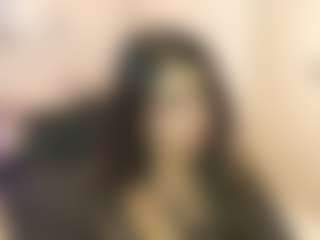 Gia Watsonn's Live Sex Cam Show