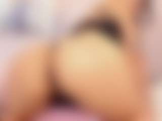 Live cam show with Gia Watsonn - Pornstar Skinny on slutload