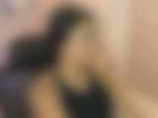 Gia Watsonn's Live Sex Cam Show