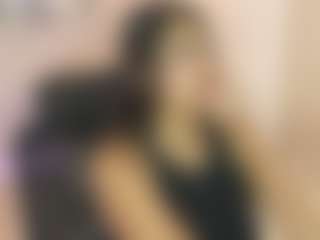 Gia Watsonn's Live Sex Cam Show
