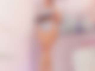Gia Watsonn's Live Sex Cam Show