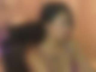Gia Watsonn's Live Sex Cam Show