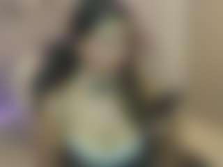 Gia Watsonn's Live Sex Cam Show