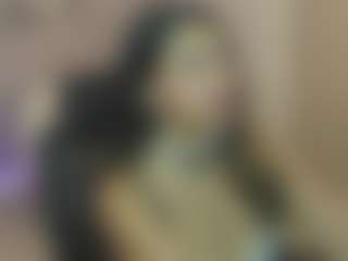 Gia Watsonn's Live Sex Cam Show