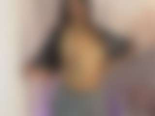 Gia Watsonn's Live Sex Cam Show