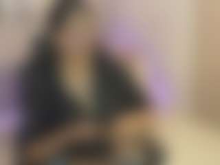 Gia Watsonn's Live Sex Cam Show