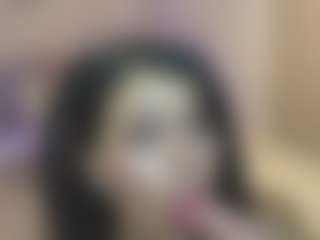 Gia Watsonn's Live Sex Cam Show