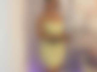 Gia Watsonn's Live Sex Cam Show