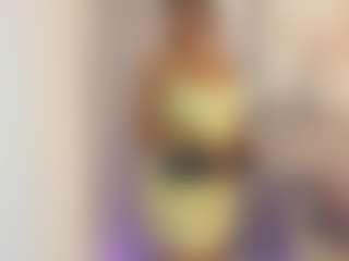 Gia Watsonn's Live Sex Cam Show