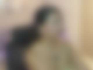 Gia Watsonn's Live Sex Cam Show