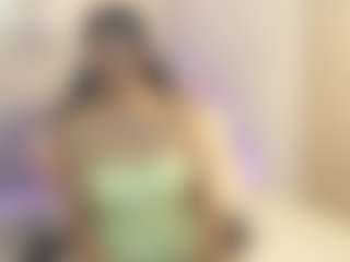 Gia Watsonn's Live Sex Cam Show