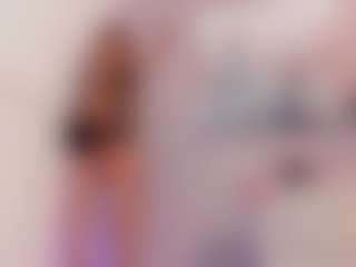 Gia Watsonn's Live Sex Cam Show