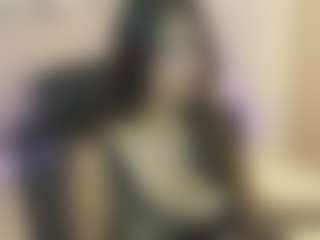 Gia Watsonn's Live Sex Cam Show