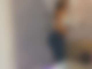 Gia Watsonn's Live Sex Cam Show