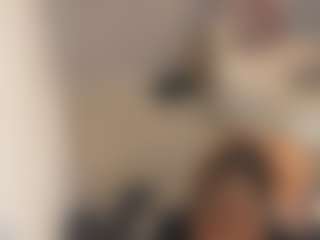 Gia Watsonn's Live Sex Cam Show