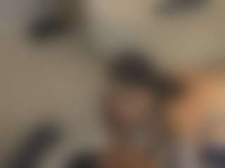 Gia Watsonn's Live Sex Cam Show