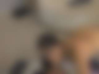Gia Watsonn's Live Sex Cam Show