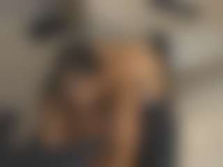 Gia Watsonn's Live Sex Cam Show