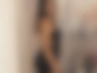 Gia Watsonn's Live Sex Cam Show
