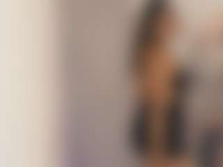 Gia Watsonn's Live Sex Cam Show