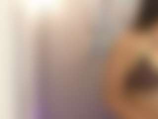 Gia Watsonn's Live Sex Cam Show