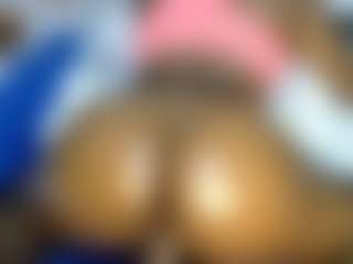 Live cam show with Judy-The-Booty - Smoking on Fit Hotties